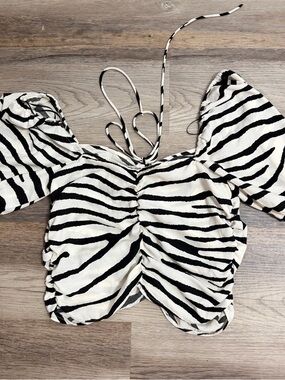 H&M Black & White Zebra-Stripe Puff Sleeve Tie-Front Crop Top
